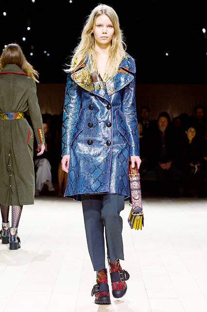 Burberry-Womenswear-February-2016-Collection---Look-46