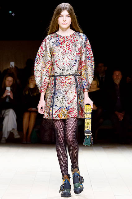 Burberry-Womenswear-February-2016-Collection---Look-55