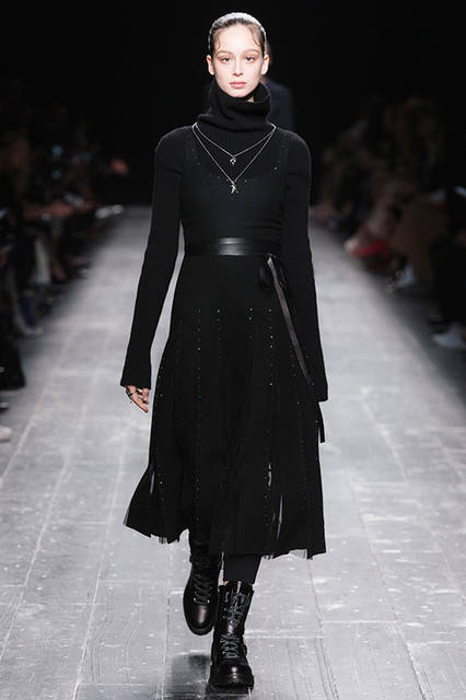 006-Valentino-PAP-FW1617