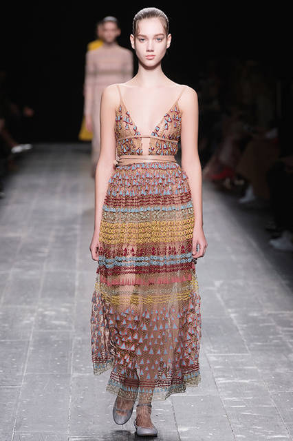025-Valentino-PAP-FW1617
