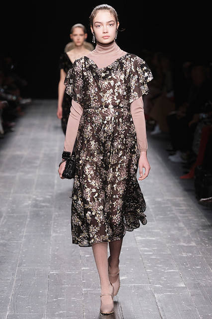048-Valentino-PAP-FW1617