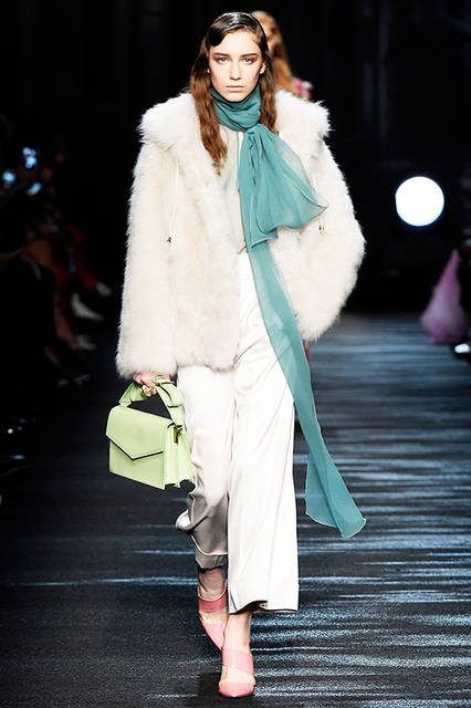 03_BLUMARINE_AI_16_17