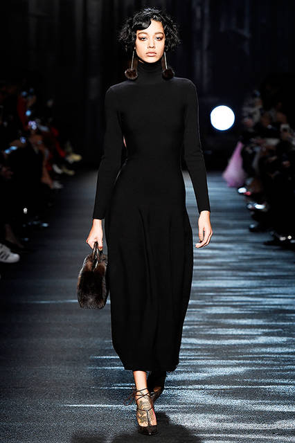 18_BLUMARINE_AI_16_17