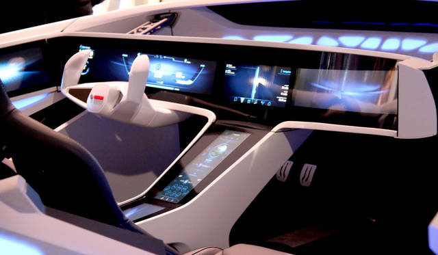 ボッシュによるダッシュボード・コンセプト。表面のザラザラなどを触覚的に感じることができるハプティック・タッチスクリーンを採用。