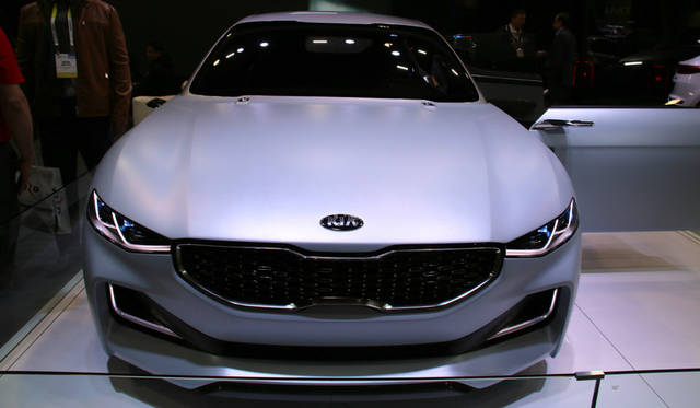 キア・ノーヴォ: 2015年ソウル・ショーで発表したコンセプトカー。