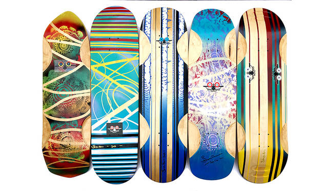 SKIP ENGBLOM氏自らがハンドで削りだし制作した、限定スケートボード＆サーフボード