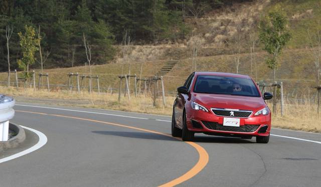 Peugeot 308 GTi 270 by PEUGEOT SPORT|プジョー 308 GTi 270 バイ プジョー スポール 002