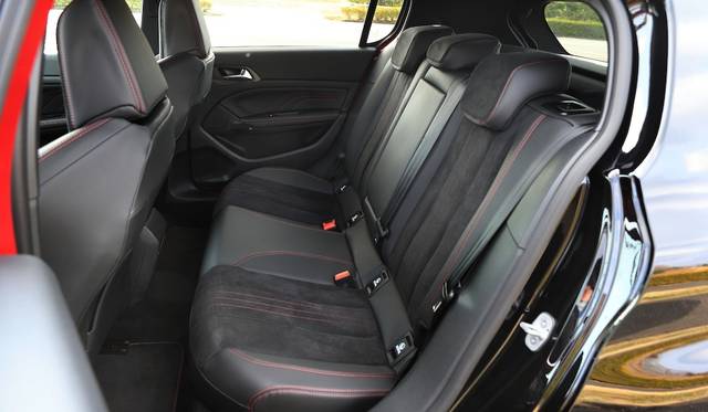 Peugeot 308 GTi 270 by PEUGEOT SPORT|プジョー 308 GTi 270 バイ プジョー スポール 031