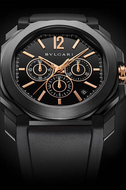 <strong>オクト ウルトラネロ ヴェロチッシモ</strong><br /> ケース│ブラックDLC加工ステンレススチール<br /> 直径│41mm<br /> 厚さ│13.07mm<br /> ムーブメント│自動巻き（Cal.Velocissimo）<br /> 機能│日付表示、クロノグラフ（30分積算計、12時間積算計）<br /> ストラップ│ラバー<br /> 防水性能│10気圧<br /> 発売時期│2016年6月発売予定<br /> 予価│121万円（税抜）<br />