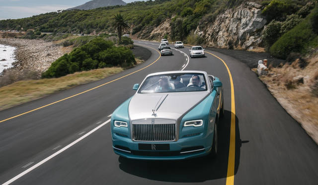 最高出力は420kW（570ps）＠5250rpm、最大トルクは780Nm＠1500〜5000rpm