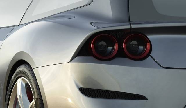 Ferrari GTC4 Lusso |フェラーリ GTC4 ルッソ