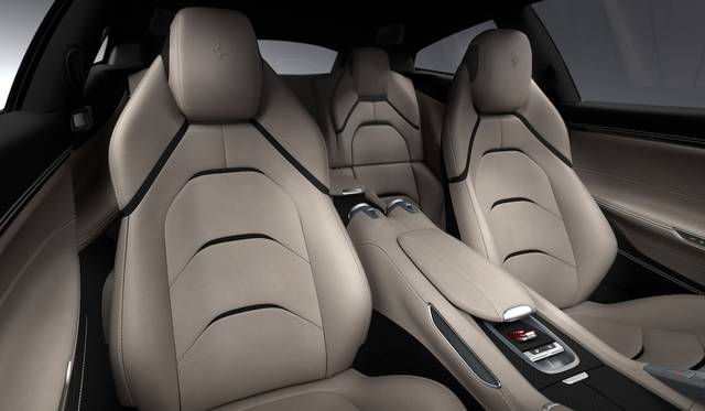 Ferrari GTC4 Lusso |フェラーリ GTC4 ルッソ