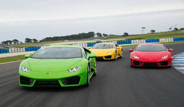 かたまりから削り出したような迫力