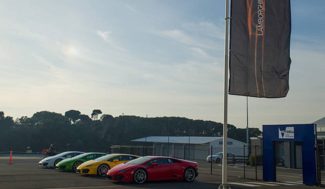 外板色や内装はカスマイジングプログラムを選ぶことも出来る