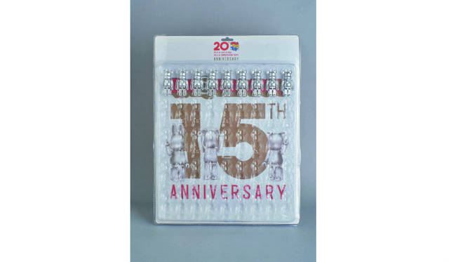 <strong>BE@RBRICK DISPLAY BLISTER BOARD</strong>／価格 3024円　　BE@RBRICK TM & © 2001-2016 MEDICOM TOY CORPORATION. All rights rserved.