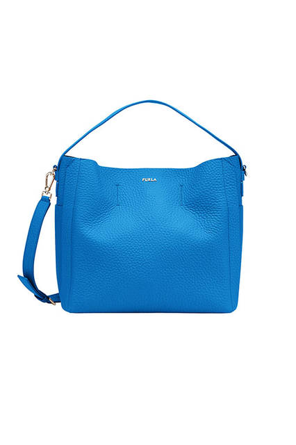 CAPRICCIO（カプリッチョ）<br><br> マテリアル｜ダブルフェイスカラーレザー<br> カラー｜ヌードベージュ、オレンジ他<br> サイズ｜W32×H29×D19cm<br> 価格｜5万8000円（税別）<br>