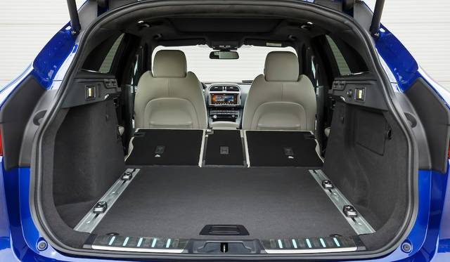 Jaguar F-Pace First Edition|ジャガー Fペース ファーストエディション 029