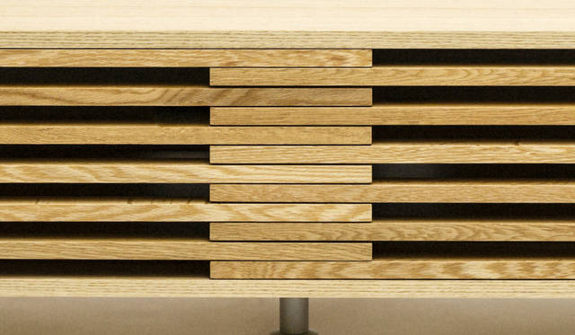 <strong>Rin</strong><br />価格｜26万4600円<br />サイズ｜約W1800×D470×H370mm<br />素材｜ウォルナット、ホワイトオーク<br />塗装｜ラッカー塗装仕上げ<br />