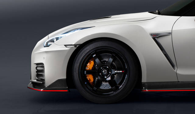 NISSAN GT-R NISMO|日産 GT-R ニスモ 026