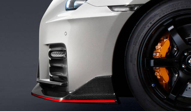 NISSAN GT-R NISMO|日産 GT-R ニスモ 027
