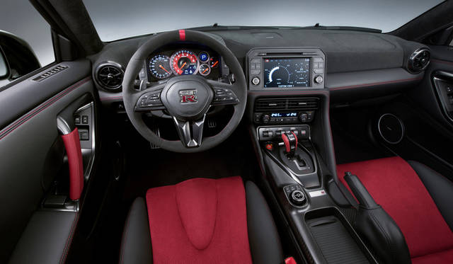 NISSAN GT-R NISMO|日産 GT-R ニスモ 050
