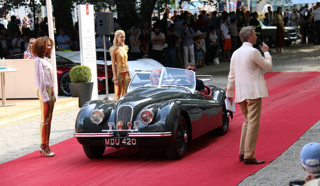 かつてクラーク・ゲーブルが駆った1952年ジャガーXK120。彼はこの車で、グランドホテル・ヴィラ・デステも訪れて滞在している。