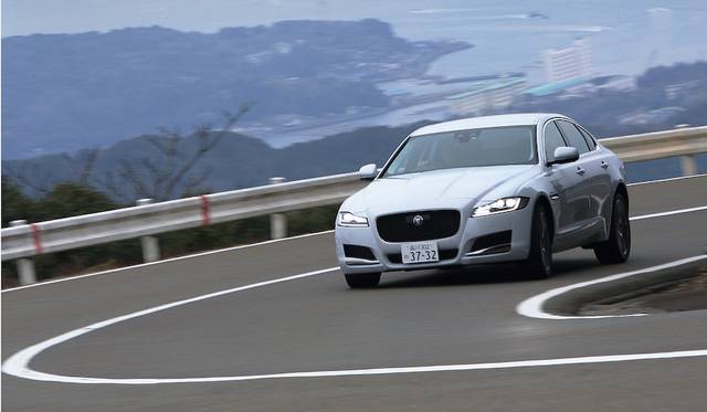 前後重量配分は50対50