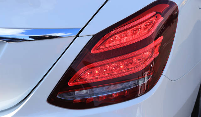 Mercedes-Benz C 350 e|メルセデス・ベンツ C 350 e