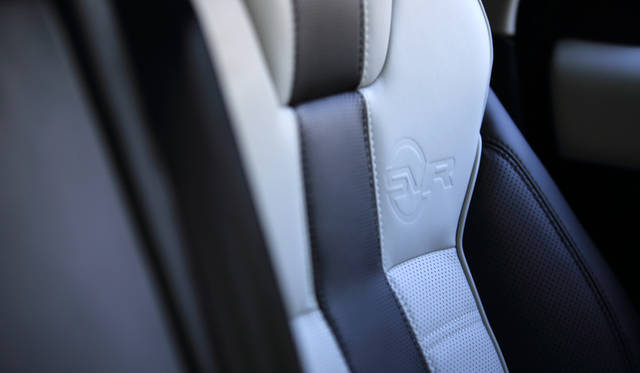 Range Rover Sport SVR|レンジローバー・スポーツSVR