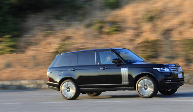 Range Rover 30V6 SuperCharged VOGUE LWB|レンジローバー3.0 V6 スーパーチャージドVOGUE ロングホイールベース