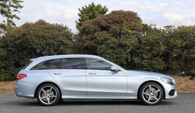 Mercedes-Benz C 220 d Stationwagon |メルセデス・ベンツC 220 dステーションワゴン