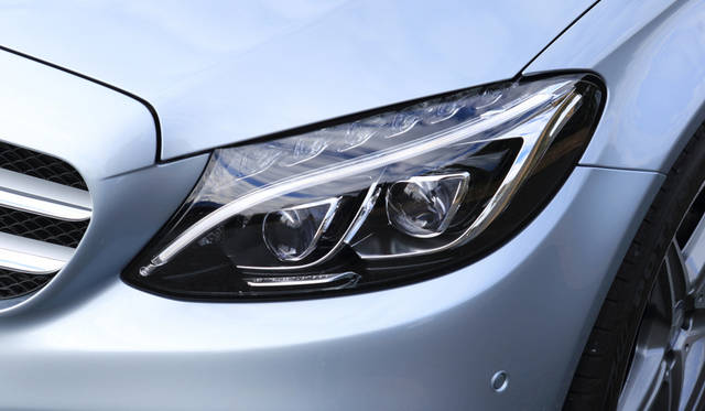 Mercedes-Benz C 220 d Stationwagon |メルセデス・ベンツC 220 dステーションワゴン