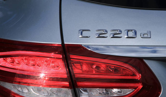 Mercedes-Benz C 220 d Stationwagon |メルセデス・ベンツC 220 dステーションワゴン