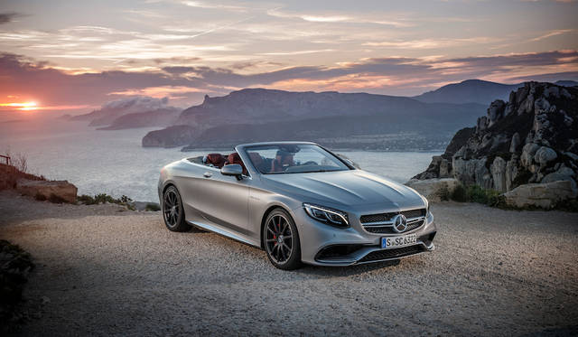 Mercedes AMG S 63 4MATIC Cabriolet|メルセデスAMG S 63 4マティック カブリオレ AMGモデルは「ツインブレード」ラジエターグリルが識別点の一つ