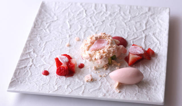 「TIRPSE」中村樹里子氏による「Blossom」