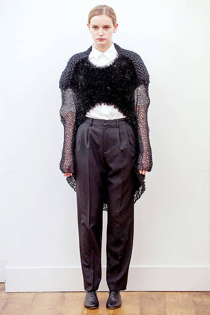 <strong>noir kei ninomiya｜ノワール ケイ ニノミヤ</strong> <br><br>2016-17年 秋冬 ウィメンズ コレクション