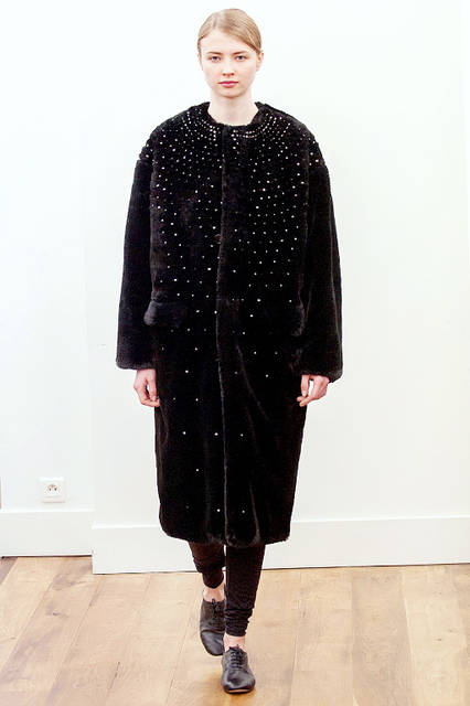 <strong>noir kei ninomiya｜ノワール ケイ ニノミヤ</strong> <br><br>2016-17年 秋冬 ウィメンズ コレクション