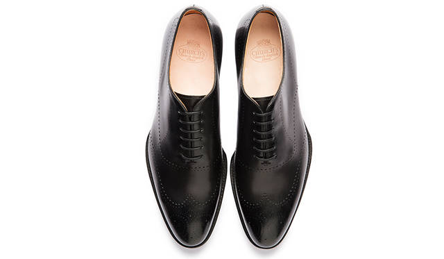 <strong>クラウン コレクション</strong><br /><strong>ディケンズ</strong>　 カラー｜ブラック、 価格｜19万5000円（税抜）