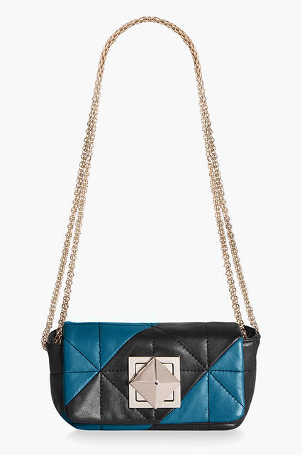 PREAW2016-17<br> ノワール・パーン<br> 8万1000円（税抜）