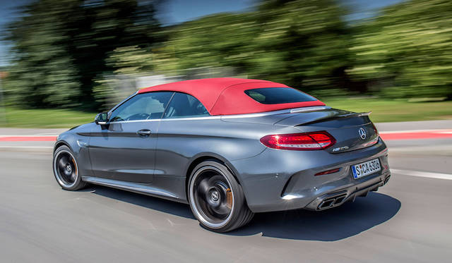 C 63 S カブリオレの車体寸法は全長4,750mm、全幅1,877mm、全高1,405mm（欧州値）