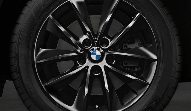 BMW X3 Celebration Edition“BLACKOUT”ビー・エム・ダブリュー X3セレブレーション・エディション“ブラックアウト”