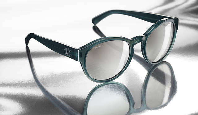 アーバンシック 4万5000円（税抜）