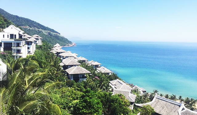 ダナンはベトナム北部にあるハノイと南部にあるホーチミンのちょうど真ん中に位置する都市。近年リゾート開発が急速に進んでいる