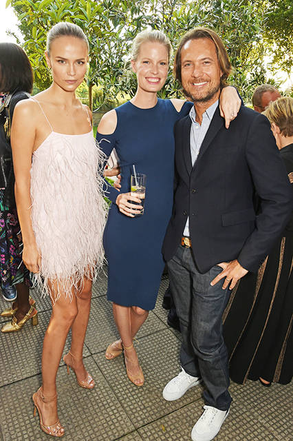 542154436 Natasha Poly(ナターシャ・ポーリー)&Caroline Winberg(キャロライン・ウィンバーグ)