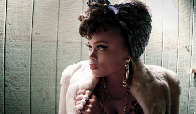 Stevie Wonderに発掘されメジャーデビューした新人女性シンガー、Andra Day