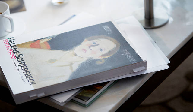 北欧とHAZYという2つのキーワードから行き着いたというフィンランドの画家ヘレン・シャルフベックの画集。