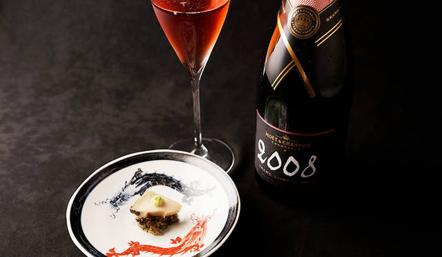 和食とシャンパーニュのマリアージュで甘味、苦味、酸味、うま味、そして塩味の5味が揃う