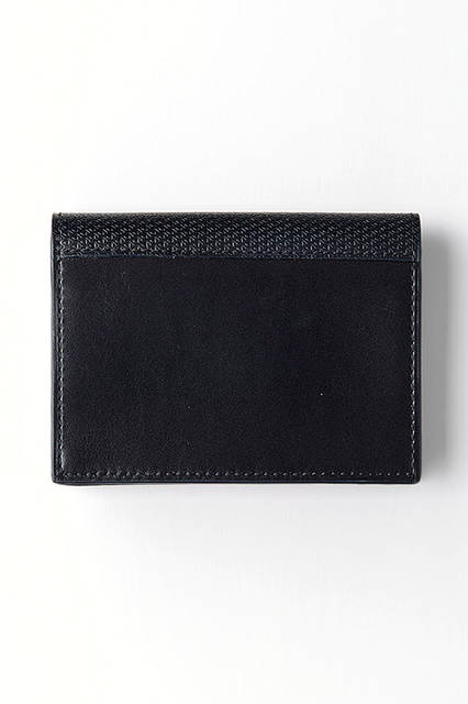 カードホルダー2｜ブラック、ネイビー、バーガンディー<br> 価格｜7万1000円<br>