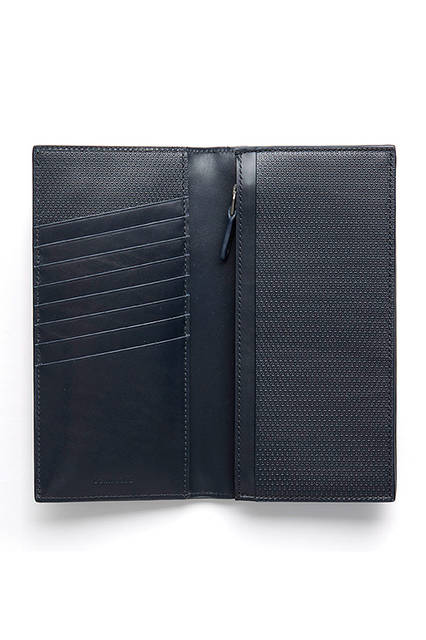 エン・ウォレット｜（Rasp）ブラック、ネイビー、バーガンディー<br> （Caviar）ダークブラウン、プラム、ネイビー<br> 価格｜すべて10万円<br>