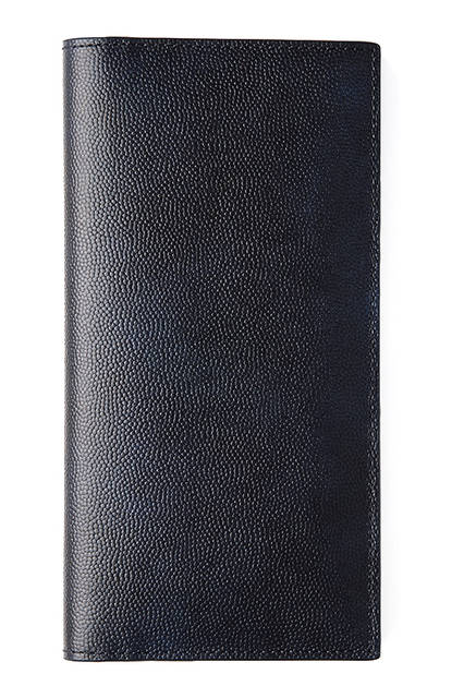 エン・ウォレット｜（Rasp）ブラック、ネイビー、バーガンディー<br> （Caviar）ダークブラウン、プラム、ネイビー<br> 価格｜すべて10万8000円<br>